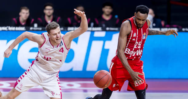 类似的绝杀 类似的绝杀